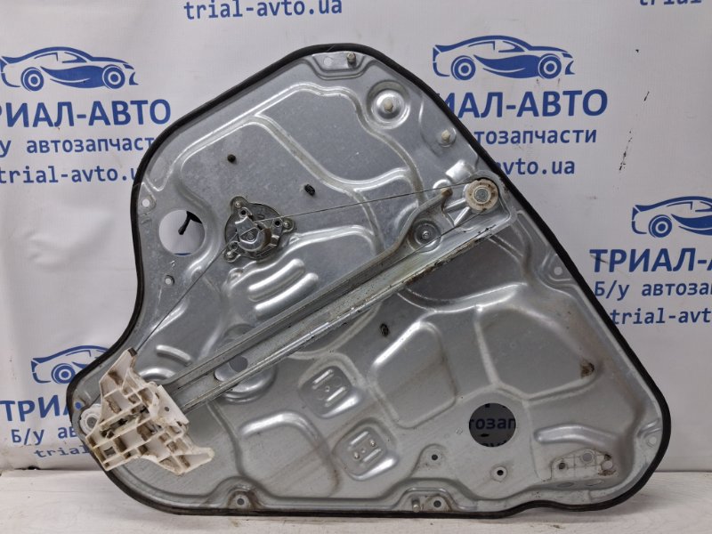 Стеклоподъемник задний левый (ручной) I30 2007-2012 FD 1.6 diesel D4FB Стеклоподъемник задний левый (ручной) I30 2007-2012 FD 1.6 diesel D4FB
