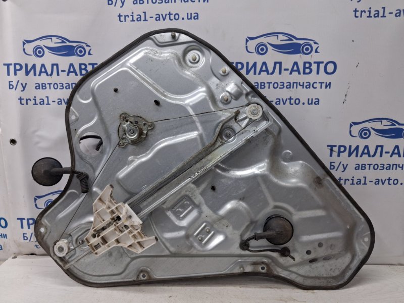 Стеклоподъемник задний левый (ручной) I30 2007-2012 FD 1.6 diesel D4FB Стеклоподъемник задний левый (ручной) I30 2007-2012 FD 1.6 diesel D4FB