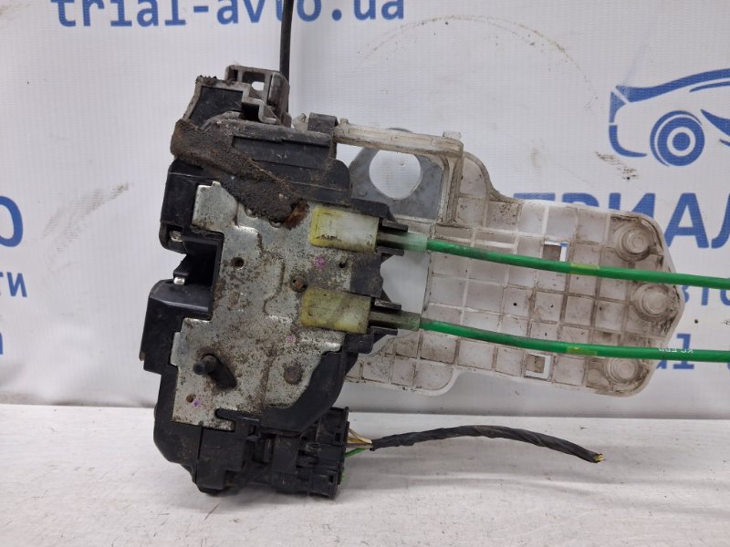 Замок двери задний левый Hyundai I30 FD 1.6 diesel D4FB Замок двери задний левый Hyundai I30 FD 1.6 diesel D4FB