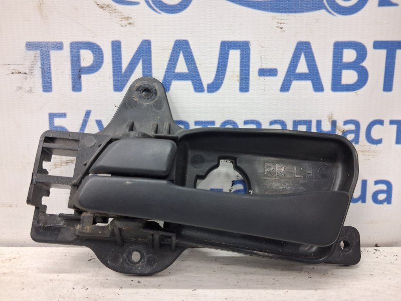 Запчасть ручка двери внутреняя задняя левая Hyundai I30 2007-2012 FD 1.6 diesel D4FB 836112L000XP Б/У Ручка двери внутреняя задняя левая Hyundai I30 2007-2012 FD 1.6 diesel D4FB 836112L000XP Б/У