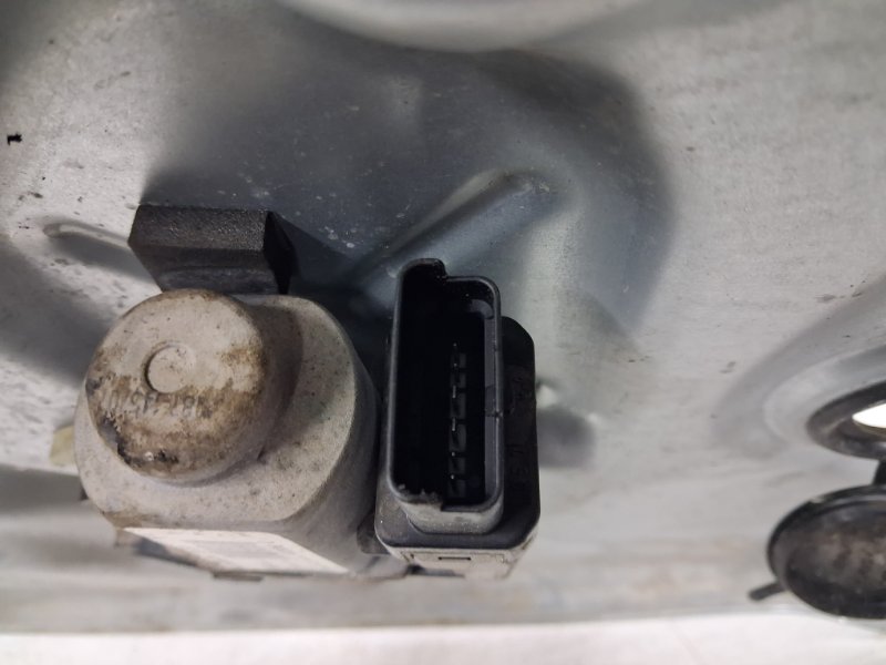 Стеклоподъемник передний левый Ceed 2006-2012 ED 1.6 diesel D4FB Стеклоподъемник передний левый Ceed 2006-2012 ED 1.6 diesel D4FB