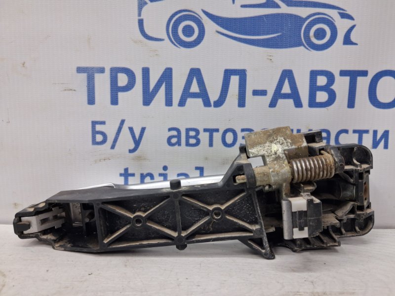 Ручка двери внешняя задняя левая Kia Ceed ED 1.6 diesel D4FB Ручка двери внешняя задняя левая Kia Ceed ED 1.6 diesel D4FB