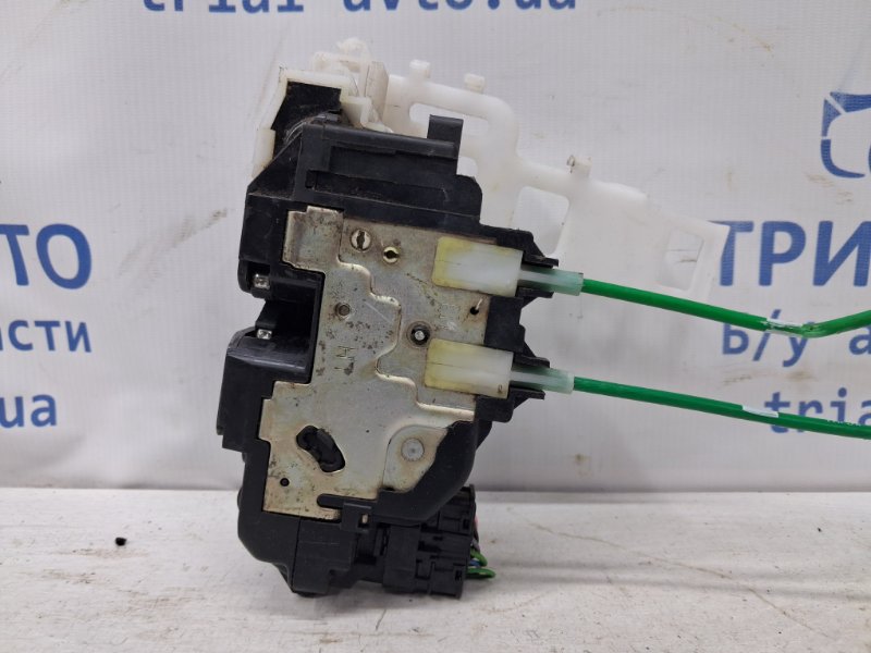 Замок двери передний левый Hyundai I30 FD 1.6 diesel D4FB Замок двери передний левый Hyundai I30 FD 1.6 diesel D4FB