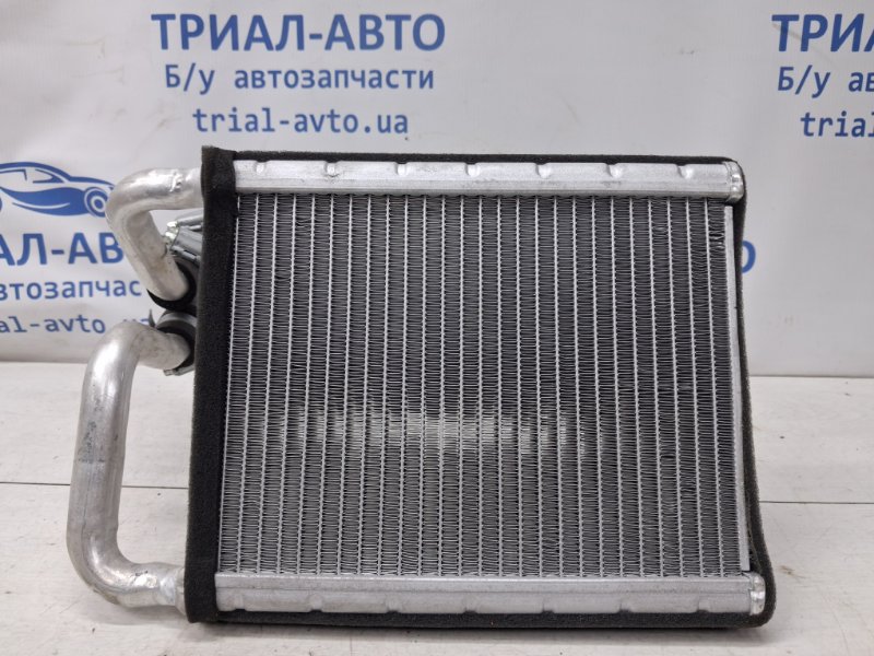 Радиатор печки I30 2007-2012 FD 1.6 diesel D4FB Радиатор печки I30 2007-2012 FD 1.6 diesel D4FB