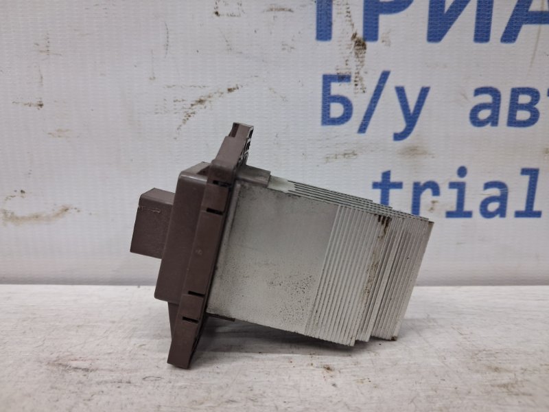 Запчасть резистор печки Hyundai I30 2007-2012 FD 1.6 diesel D4FB 972351E000 Б/У Резистор печки Hyundai I30 2007-2012 FD 1.6 diesel D4FB 972351E000 Б/У