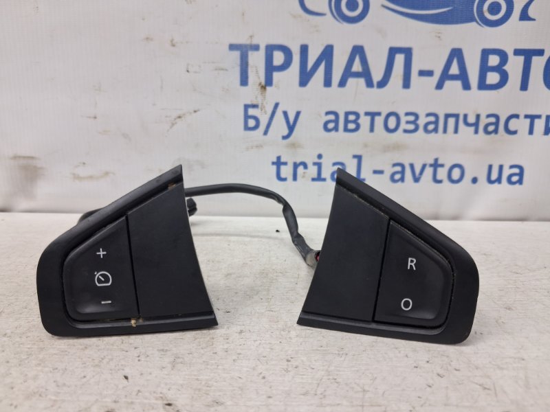 Кнопки руля Renault Megane 2008-2016 3 1.5 Diesel K9K 255500003R Б/У