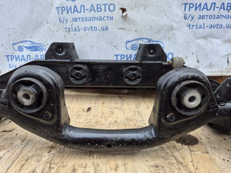 Балка задней подвески Korando 2010-2019 C200 2.0 diesel D20Dt