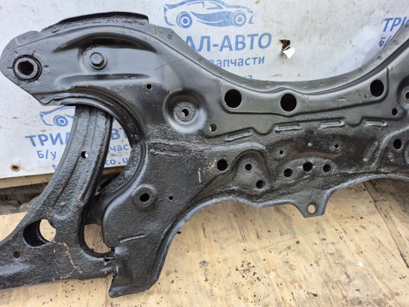 Балка передней подвески Avensis 2002-2010 T25 1.8 бензин 1ZZFE Балка передней подвески Avensis 2002-2010 T25 1.8 бензин 1ZZFE