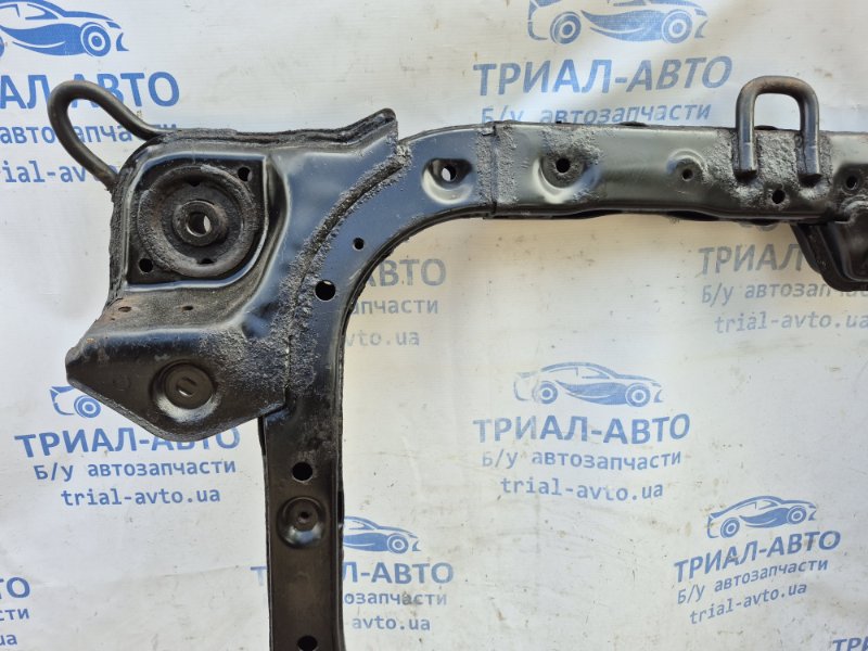 Балка передней подвески Santa fe 2005-2012 CM 2.2 diesel D4HB Балка передней подвески Santa fe 2005-2012 CM 2.2 diesel D4HB