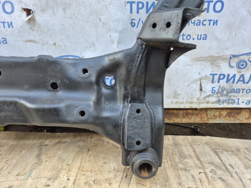 Балка передней подвески I30 2007-2012 FD 1.6 diesel D4FB Балка передней подвески I30 2007-2012 FD 1.6 diesel D4FB