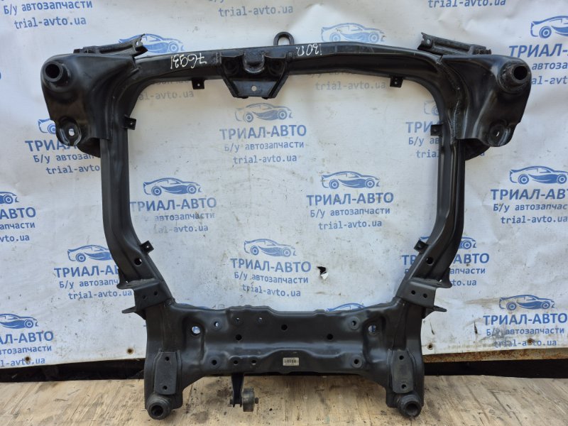 Запчасть балка передней подвески Hyundai I30 2007-2012 FD 1.6 diesel D4FB 624052L020 Б/У Балка передней подвески Hyundai I30 2007-2012 FD 1.6 diesel D4FB 624052L020 Б/У