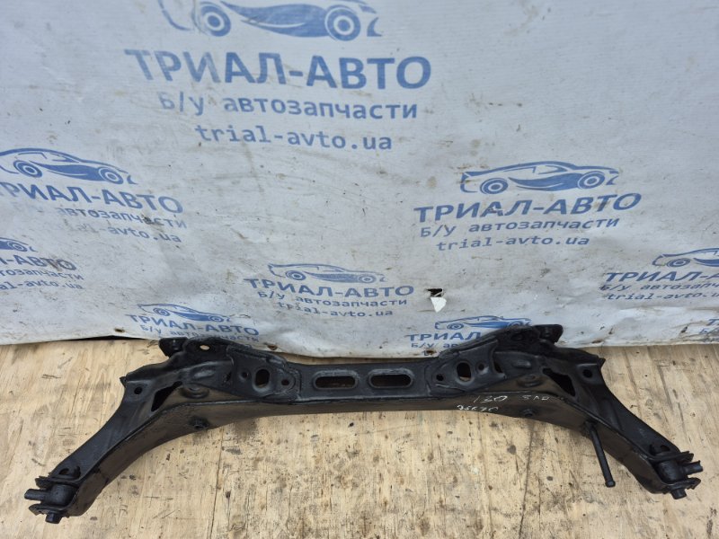Балка задней подвески I30 2007-2012 FD 1.6 diesel D4FB Балка задней подвески I30 2007-2012 FD 1.6 diesel D4FB