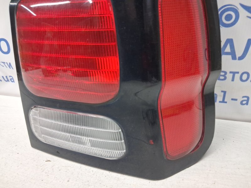 Фонарь задний внешний правый Mitsubishi Pajero Sport K9 2.5 Diesel 4D56