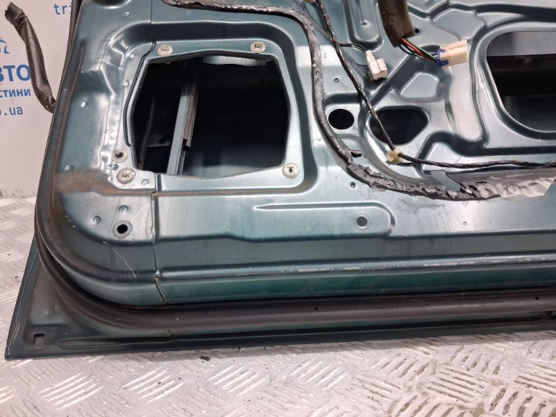 Дверь передняя правая Pajero Sport 1996-2008 K9 2.5 Diesel 4D56 Дверь передняя правая Pajero Sport 1996-2008 K9 2.5 Diesel 4D56