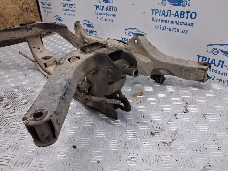 Балка задней подвески Chevrolet Captiva C100 2.0 Дизель Z20S Балка задней подвески Chevrolet Captiva C100 2.0 Дизель Z20S