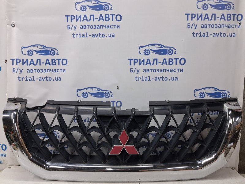 Запчасть решетка радиатора Mitsubishi Pajero Sport 1996-2008 K9 2.5 Diesel 4D56 MR607481 Б/У Решетка радиатора Mitsubishi Pajero Sport 1996-2008 K9 2.5 Diesel 4D56 MR607481 Б/У