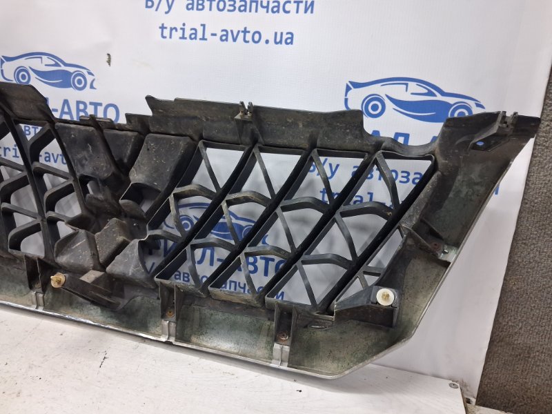 Решетка радиатора Pajero Sport 1996-2008 K9 2.5 Diesel 4D56 Решетка радиатора Pajero Sport 1996-2008 K9 2.5 Diesel 4D56