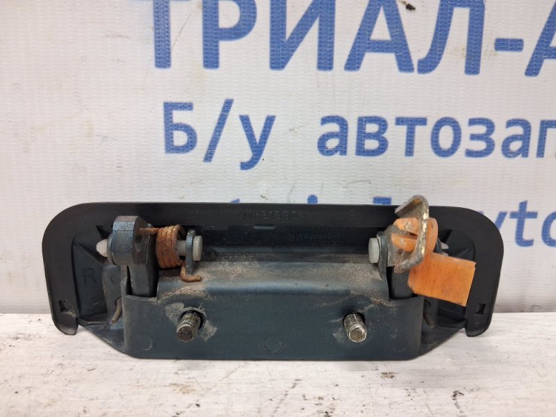 Ручка двери внешняя задняя правая Mitsubishi Pajero Sport K9 2.5 Diesel 4D56 Ручка двери внешняя задняя правая Mitsubishi Pajero Sport K9 2.5 Diesel 4D56