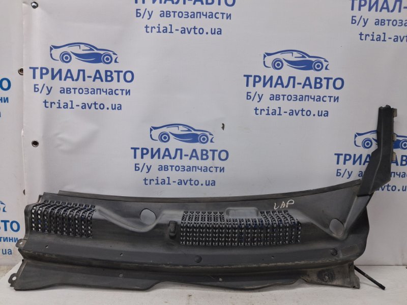 Запчасть дефлектор дворников левый Chevrolet Captiva 2006-2018 C100 2.0 Дизель Z20S 96622272 Б/У Дефлектор дворников левый Chevrolet Captiva 2006-2018 C100 2.0 Дизель Z20S 96622272 Б/У