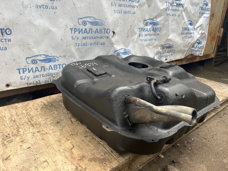 Бак топливный металлический Hyundai I30 FD 1.6 diesel D4FB Бак топливный металлический Hyundai I30 FD 1.6 diesel D4FB