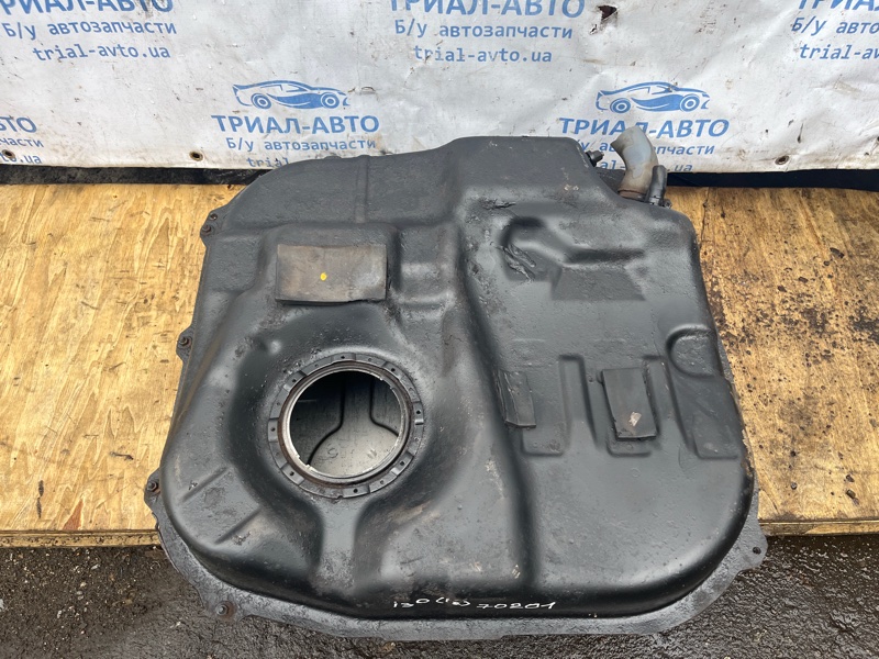 Бак топливный металлический I30 2011-2017 GD 1.6 diesel D4FB Бак топливный металлический I30 2011-2017 GD 1.6 diesel D4FB