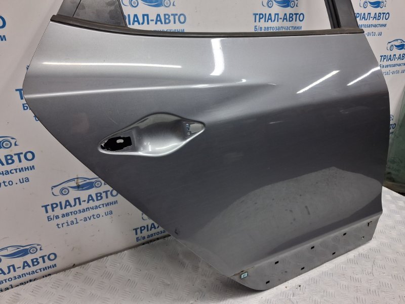 Дверь задняя правая IX35 2009-2015 LM 1.7 diesel D4FD Дверь задняя правая IX35 2009-2015 LM 1.7 diesel D4FD