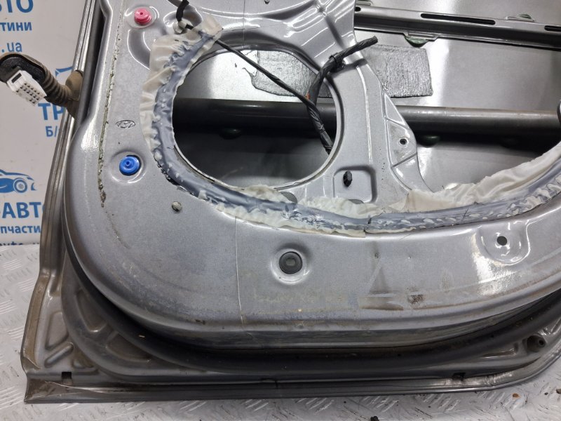 Дверь задняя правая IX35 2009-2015 LM 1.7 diesel D4FD Дверь задняя правая IX35 2009-2015 LM 1.7 diesel D4FD