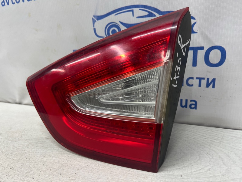 Фонарь задний внутренний правый Hyundai IX35 LM 1.7 diesel D4FD Фонарь задний внутренний правый Hyundai IX35 LM 1.7 diesel D4FD