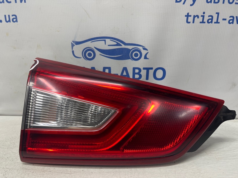 Запчасть фонарь задний внутренний левый Nissan Qashqai 2013-2022 J11 1.6 diesel R9M 265554EA5D Б/У Фонарь задний внутренний левый Nissan Qashqai 2013-2022 J11 1.6 diesel R9M 265554EA5D Б/У