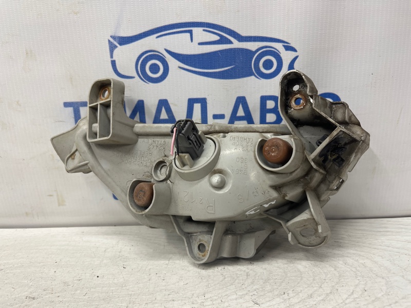 Фара противотуманная правая 3 2013-2019 BM 2.2 diesel Фара противотуманная правая 3 2013-2019 BM 2.2 diesel
