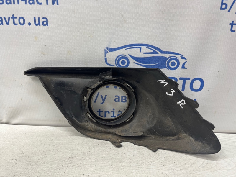 Решетка противотуманки правая 3 2013-2019 BM 2.2 diesel