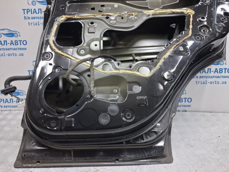 Дверь задняя правая Qashqai 2013-2022 J11 1.6 diesel R9M Дверь задняя правая Qashqai 2013-2022 J11 1.6 diesel R9M