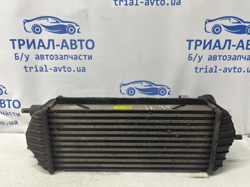 Радиатор интеркуллера Hyundai IX35 2009-2015 LM 1.7 diesel D4FD 282712A850 Б/У