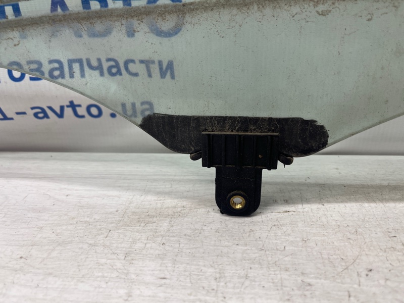 Стекло двери переднее левое IX35 2009-2015 LM 1.7 diesel D4FD Стекло двери переднее левое IX35 2009-2015 LM 1.7 diesel D4FD