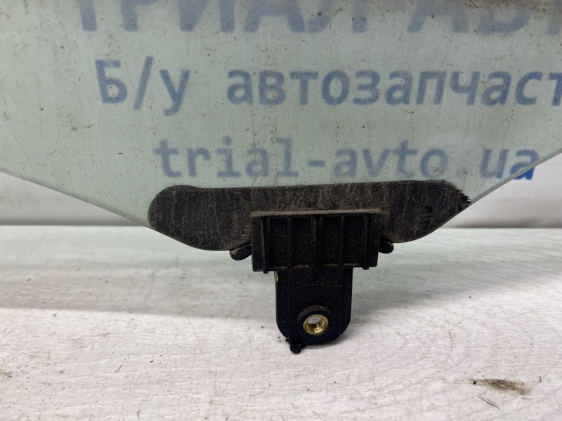 Стекло двери переднее правое IX35 2009-2015 LM 1.7 diesel D4FD