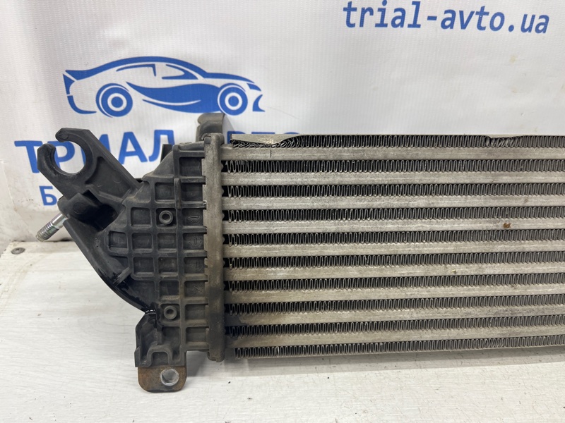 Радиатор интеркуллера 3 2013-2019 BM 2.2 diesel Радиатор интеркуллера 3 2013-2019 BM 2.2 diesel
