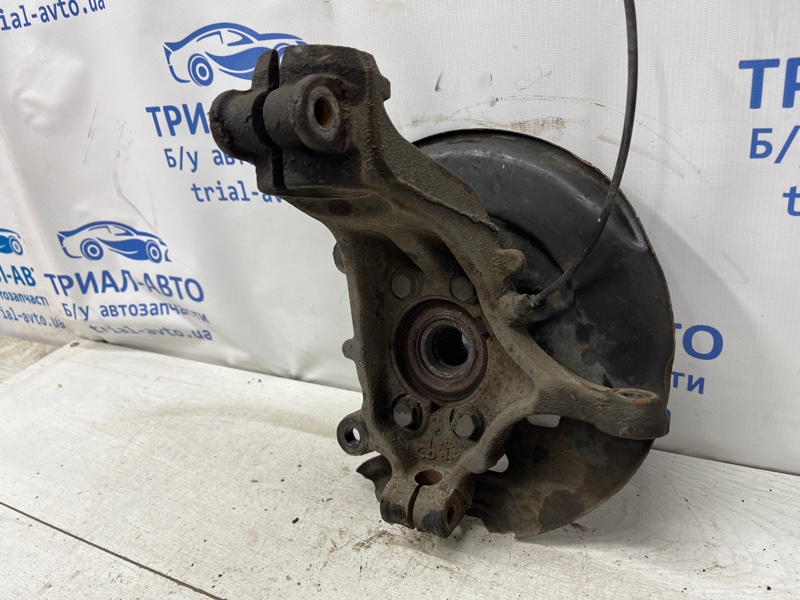 Кулак поворотный правый со ступицей Qashqai 2013-2022 J11 1.6 diesel R9M Кулак поворотный правый со ступицей Qashqai 2013-2022 J11 1.6 diesel R9M
