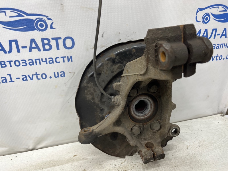 Кулак поворотный левый со ступицей Nissan Qashqai J11 1.6 diesel R9M Кулак поворотный левый со ступицей Nissan Qashqai J11 1.6 diesel R9M