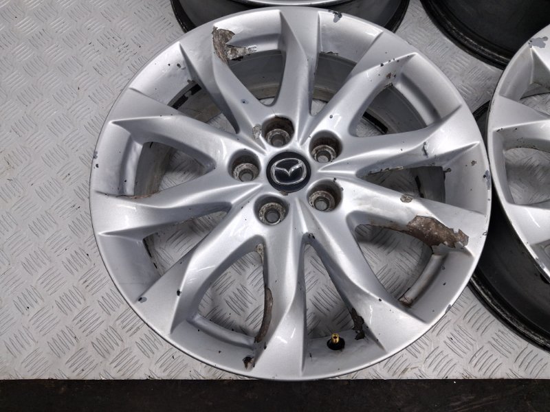 Диски титан комплект R18 3 2013-2019 BM 2.2 diesel Диски титан комплект R18 3 2013-2019 BM 2.2 diesel