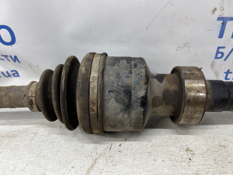 Привод передний правый Mazda 3 BM 2.2 diesel Привод передний правый Mazda 3 BM 2.2 diesel