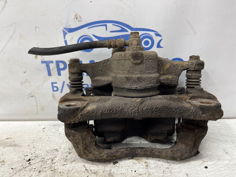 Суппорт передний левый Mazda 3 BM 2.2 diesel Суппорт передний левый Mazda 3 BM 2.2 diesel