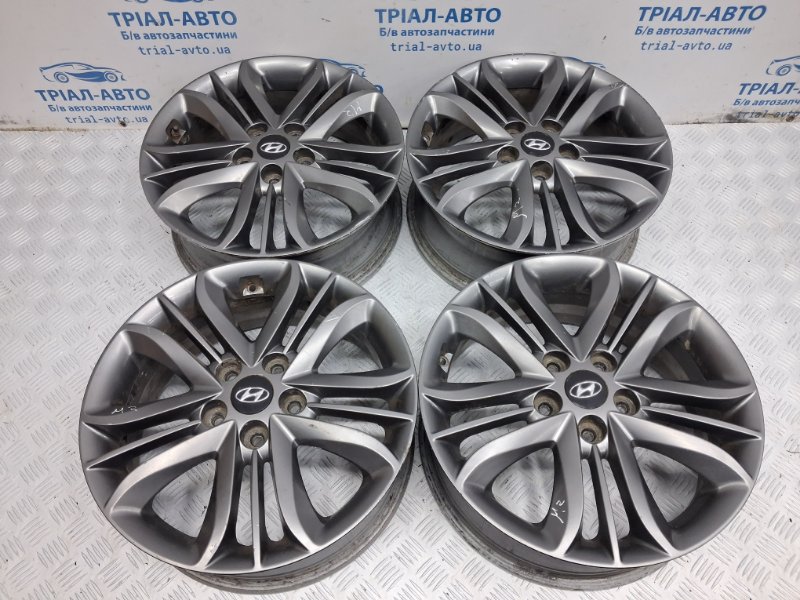 Запчасть диски титан комплект r17 Hyundai IX35 2009-2015 LM 1.7 diesel D4FD 529102S610 Б/У Диски титан комплект R17 Hyundai IX35 2009-2015 LM 1.7 diesel D4FD 529102S610 Б/У