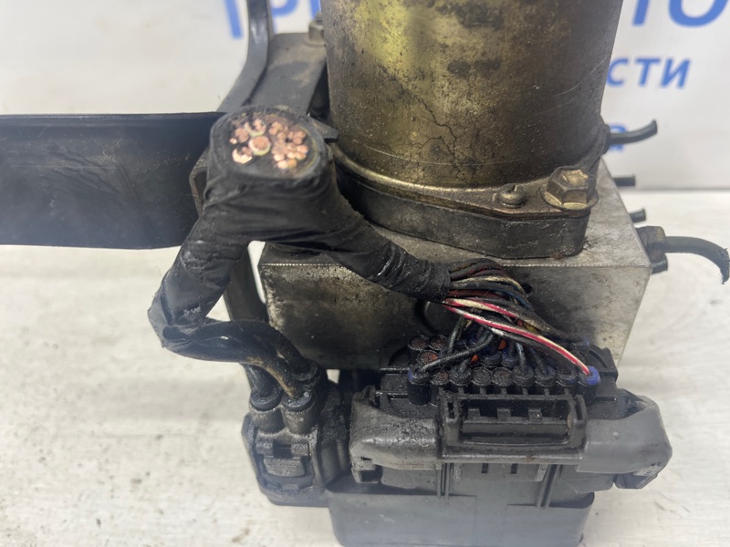 Блок abs Mitsubishi Pajero Sport K9 2.5 Diesel 4D56