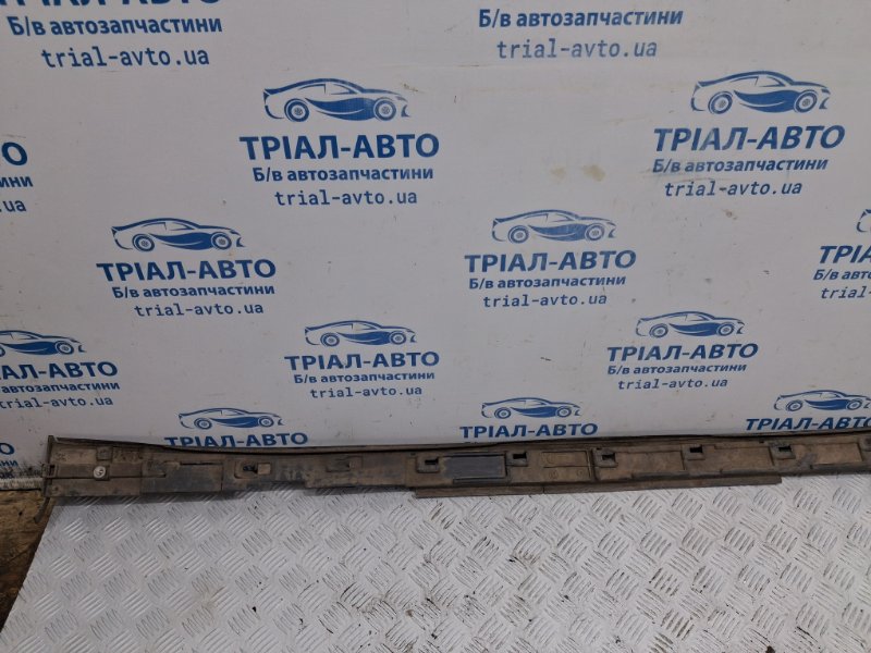 Накладка порога внешняя левая 3 2013-2019 BM 2.2 diesel