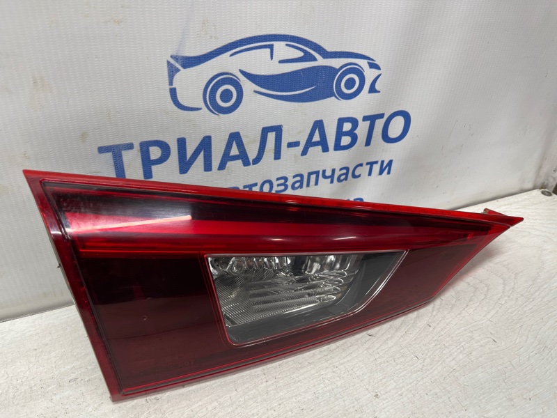 Фонарь задний внутренний левый Mazda 3 BM 2.2 diesel