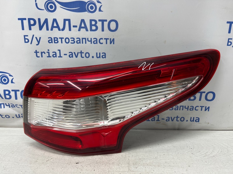 Запчасть фонарь задний внешний правый Nissan Qashqai 2013-2022 J11 1.6 diesel R9M 265504EA0A Б/У Фонарь задний внешний правый Nissan Qashqai 2013-2022 J11 1.6 diesel R9M 265504EA0A Б/У