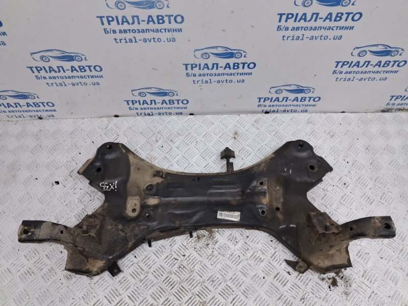 Балка передней подвески IX35 2009-2015 LM 1.7 diesel D4FD Балка передней подвески IX35 2009-2015 LM 1.7 diesel D4FD