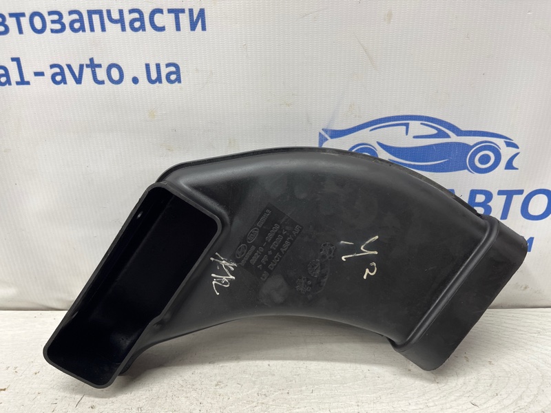 Воздухозаборник IX35 2009-2015 LM 1.7 diesel D4FD Воздухозаборник IX35 2009-2015 LM 1.7 diesel D4FD