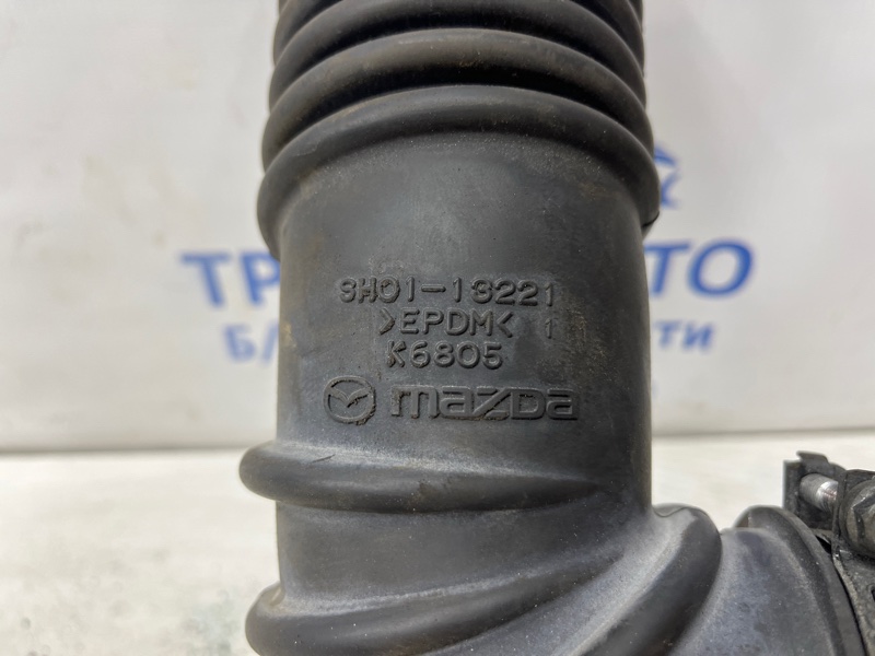 Патрубок воздушного фильтра 3 2013-2019 BM 2.2 diesel Патрубок воздушного фильтра 3 2013-2019 BM 2.2 diesel