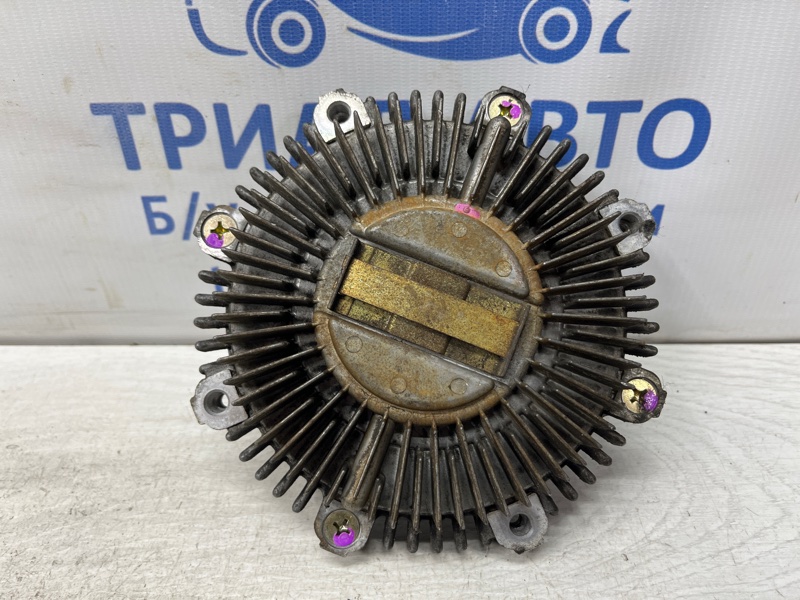 Запчасть вискомуфта Mitsubishi Pajero Sport 1996-2008 K9 2.5 Diesel 4D56 MD331638 Б/У Вискомуфта Mitsubishi Pajero Sport 1996-2008 K9 2.5 Diesel 4D56 MD331638 Б/У